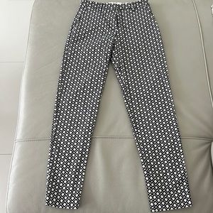 Black and White H&M Pants Size 2